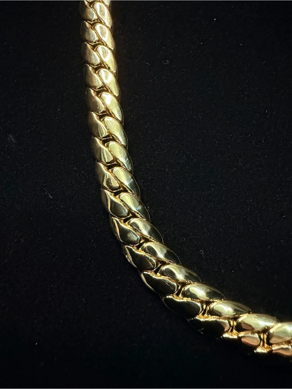Miami Cuban 20in 9MM 14K Gold filled necklace w/lobster clasp. Brand New.
